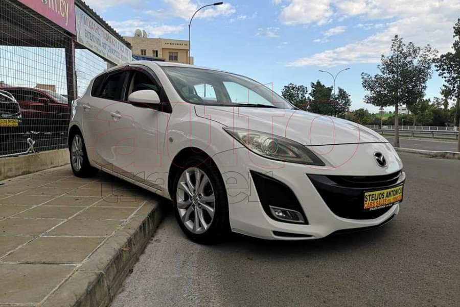 Mazda axela 2011
